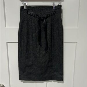 Halogen Black Knee-Length Pencil Skirt with Leather Belt Sz 2P